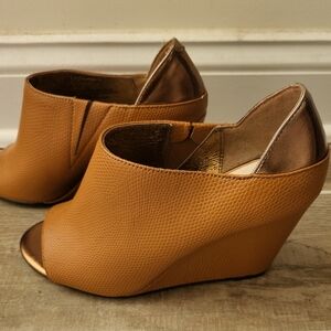 Shoes: Coconuts by Matisse